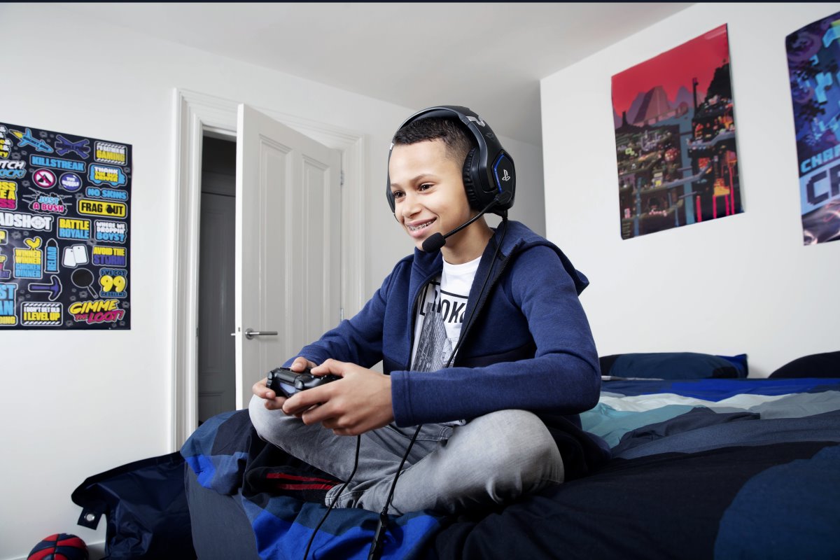 Trust GXT 488 Forze PS4, černá