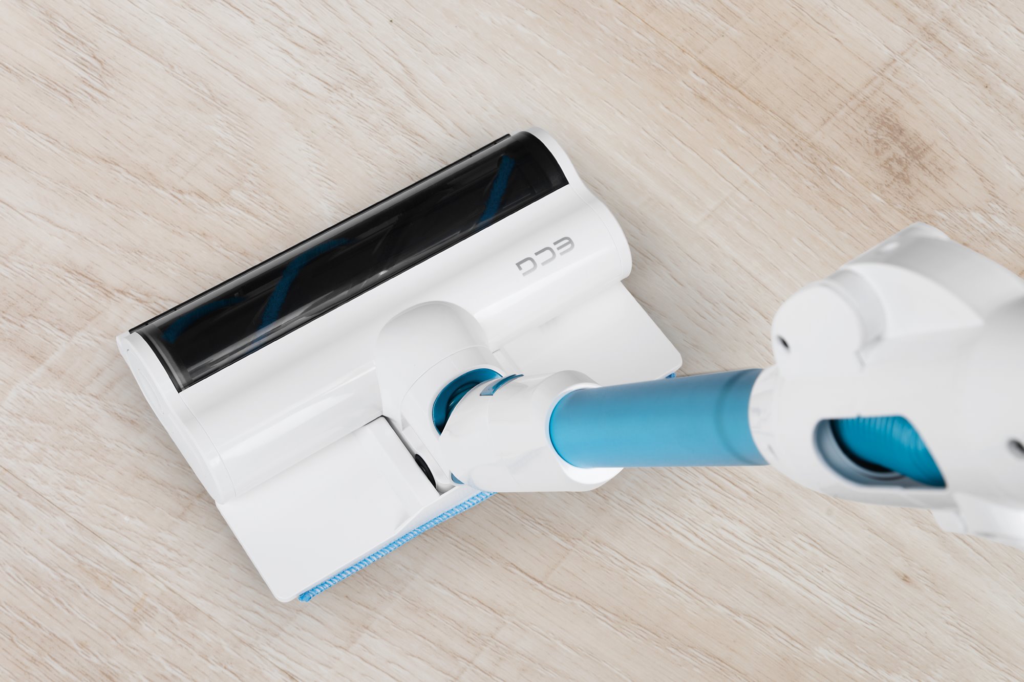 Tyčový vysávač ECG VT 5220 2v1 Flex Clean