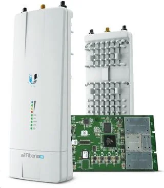 UBIQUITI 1Gbps+, 4.8 - 6.2GHz (cena za kus)