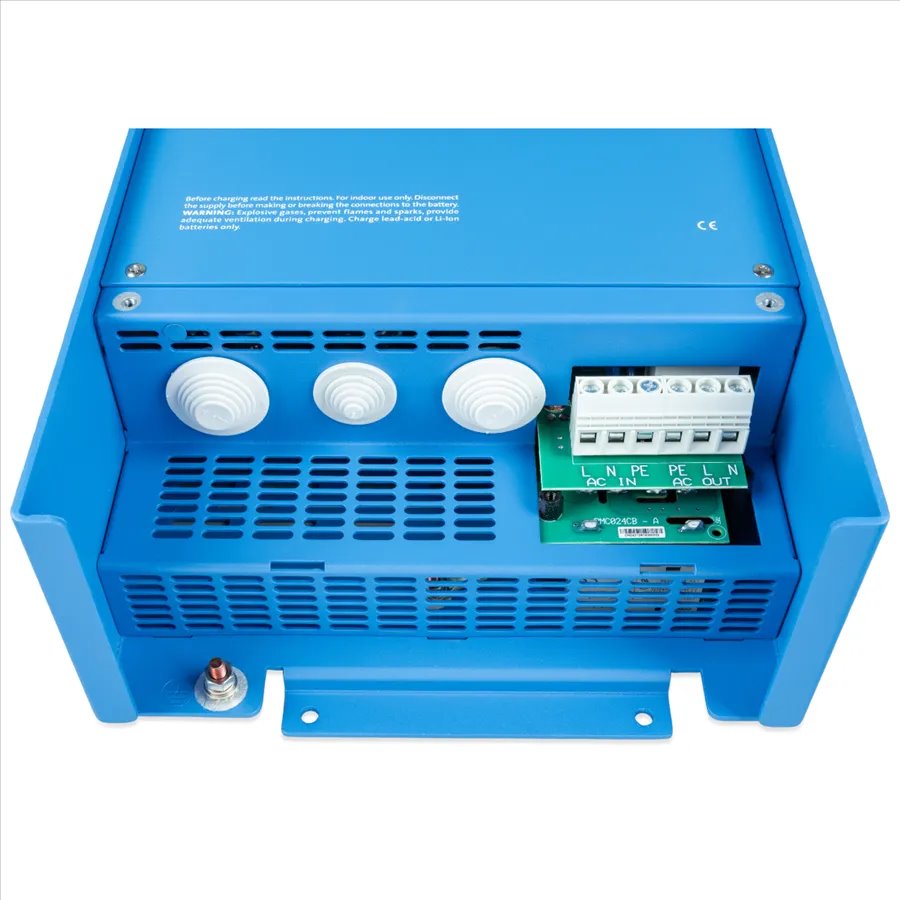 Victron Energy MultiPlus C 12V/2000VA/80A-30A striedač/nabíjačka