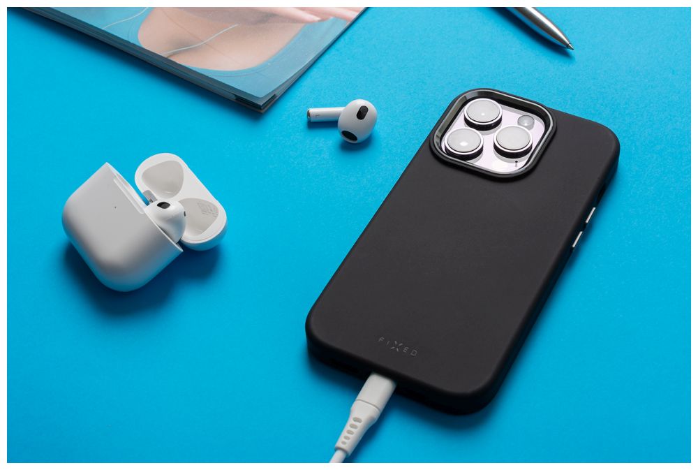 Zadný kryt FIXED MagFlow s podporou MagSafe pre Apple iPhone 15, čierny